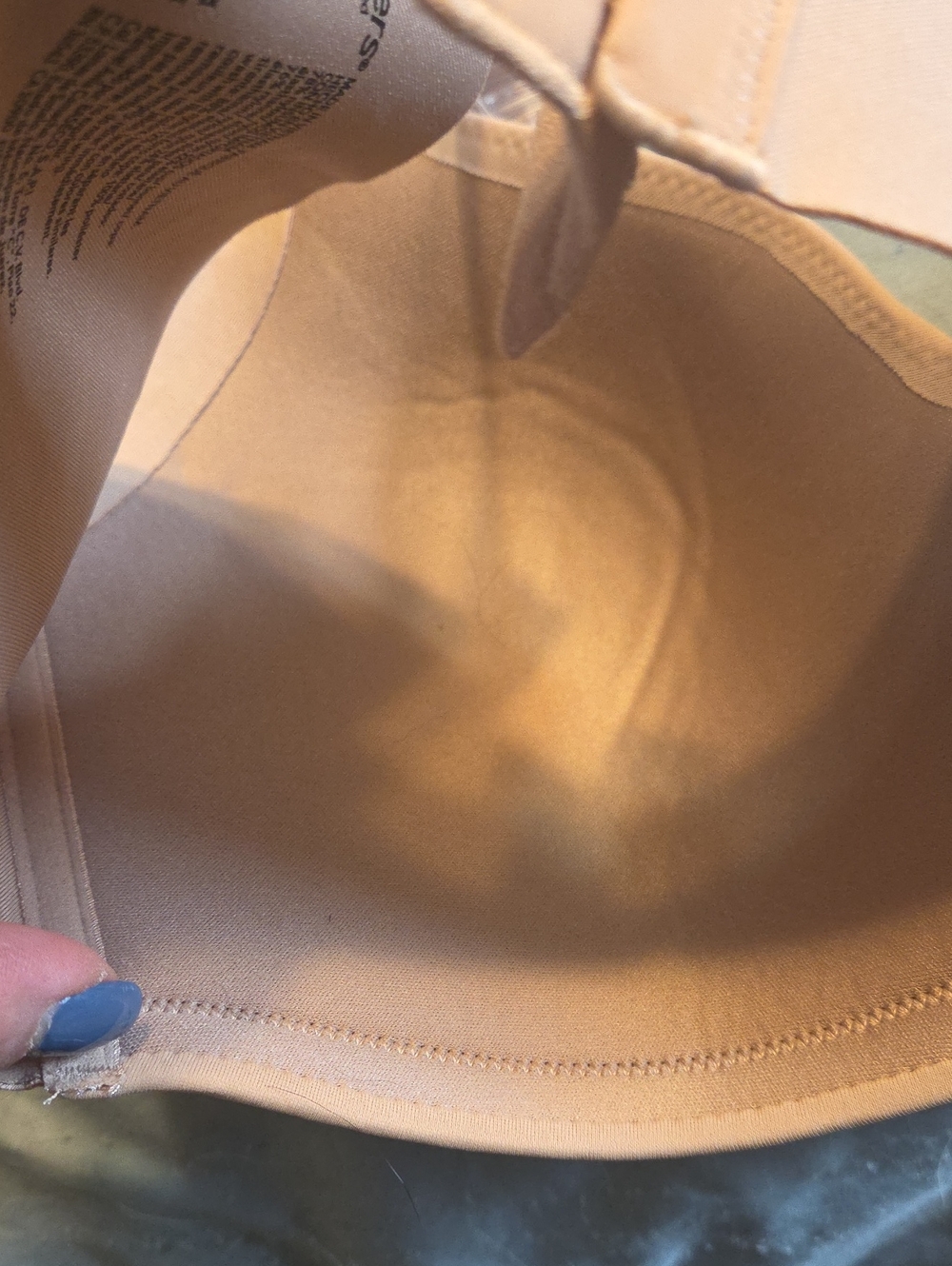 Warner's Light Nude Seamless T-Shirt Bra with Smooth Molded Cups - Picture 4 of 5